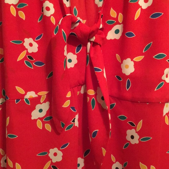 Cabi | Tied Up Red Floral Tank Top w/ Front Tie Small Style Number # 5734 - Picture 3 of 6